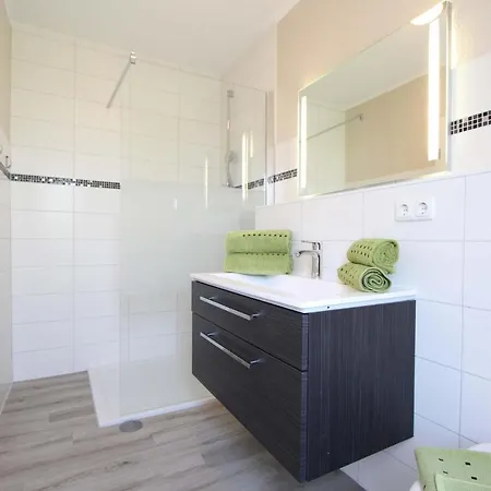 Haus Svane Whg Eg 켈렌후센